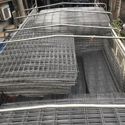 Lưới thép hàn D2.5 A50x100 khổ 1m